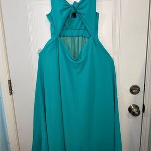 Elegant Teal Evening Gown